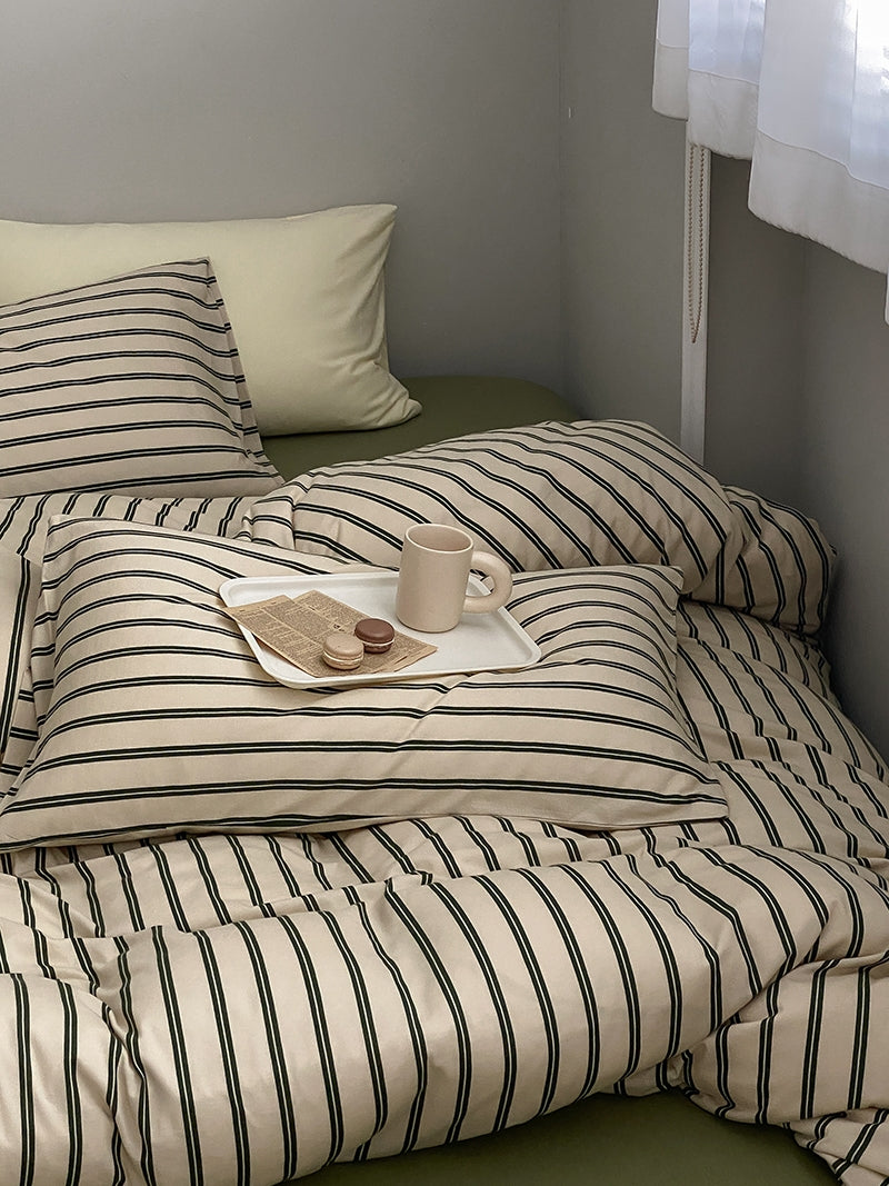 The Ultimate Comfort Double Bed Fitted Sheet Set: Kind to Sensitive Skin