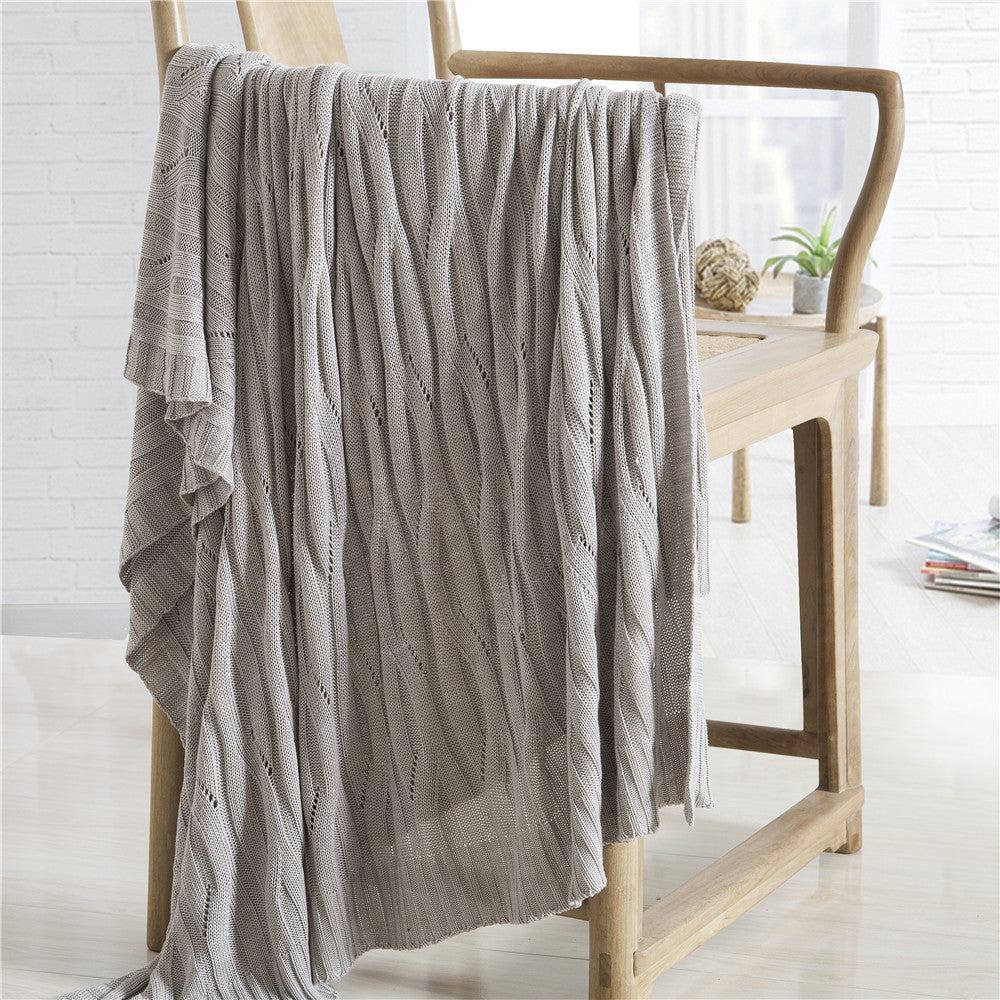 All-Season Bamboo Knitted Throw Blanket: Cooling, Hypoallergenic Comfort