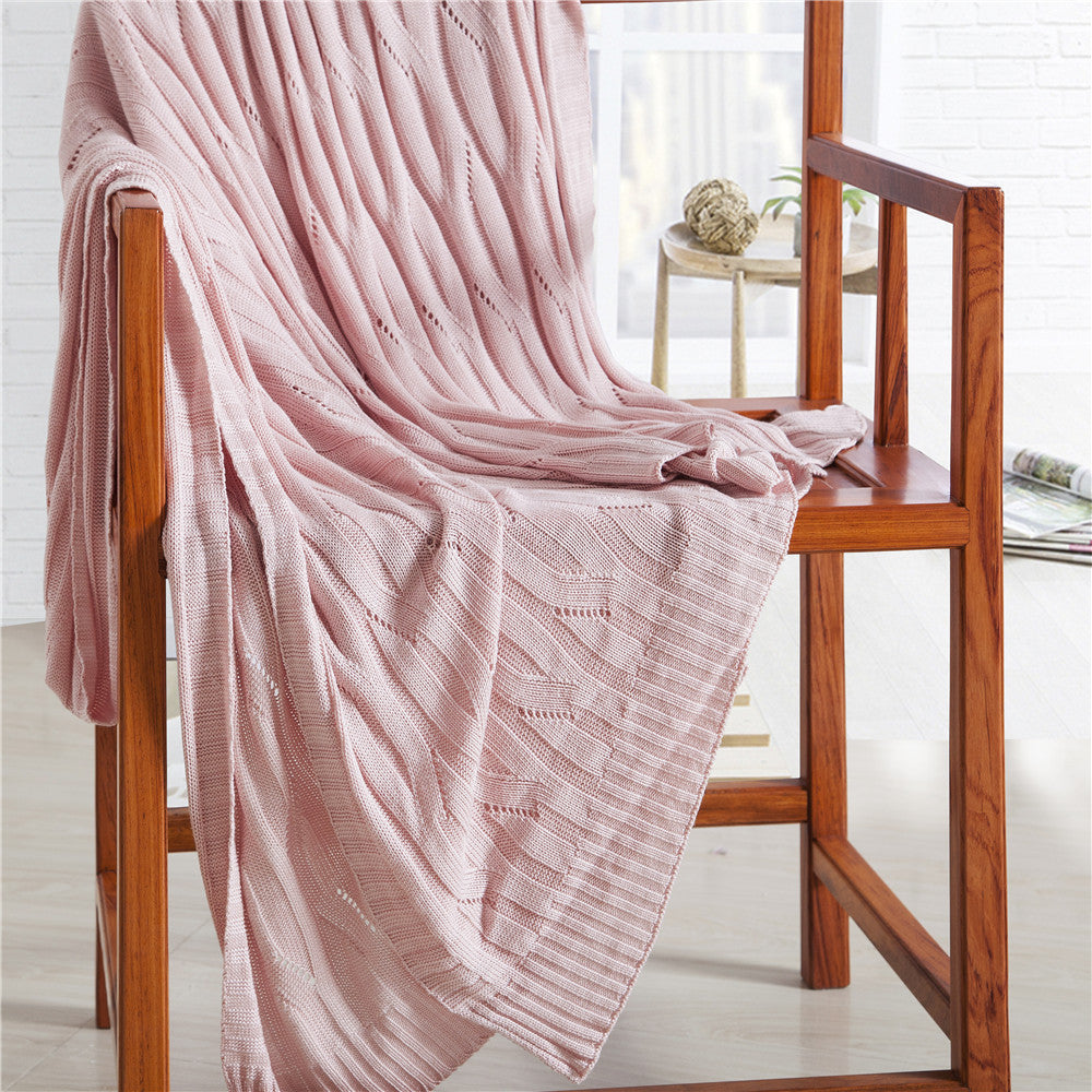All-Season Bamboo Knitted Throw Blanket: Cooling, Hypoallergenic Comfort
